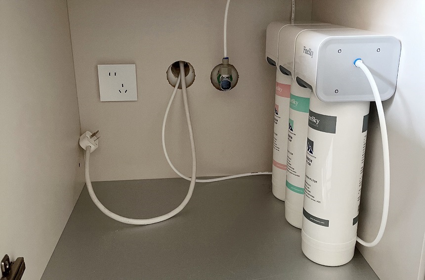 杭州西湖區(qū)客戶安裝前置過濾器+超濾凈水器+直飲機案例(圖2) 333 (2).jpg